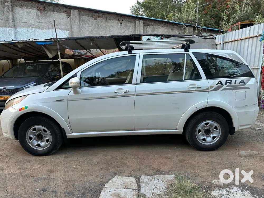 Tata Aria Diesel 2015 Lx Original Paint Seal To Seal