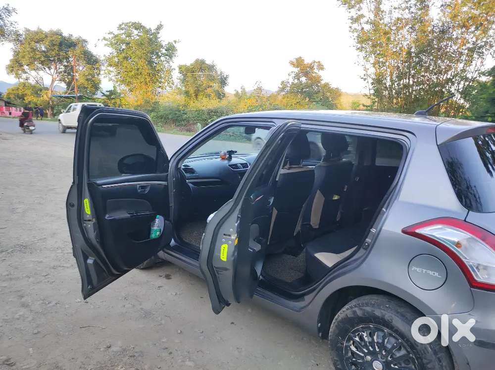 Swift Vxi Grey