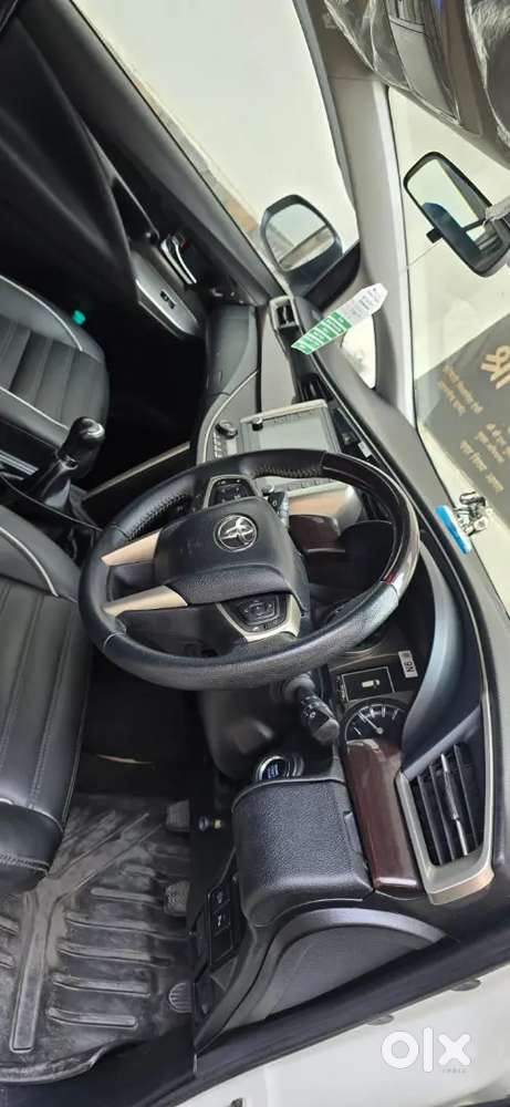 Toyota Innova Crysta 2022 Diesel Well Maintained