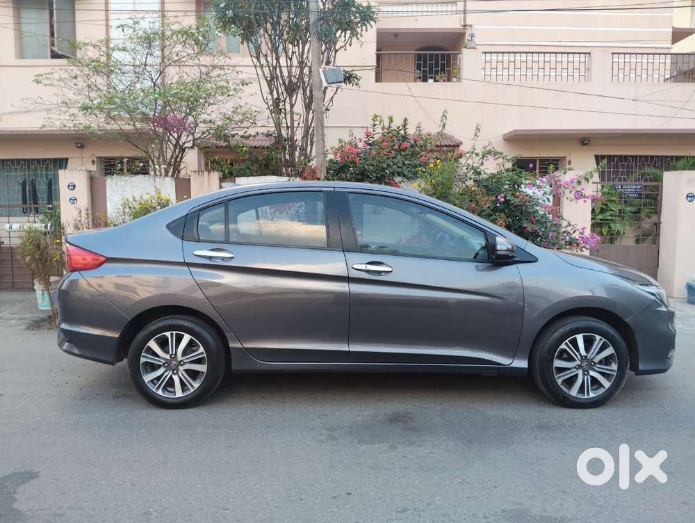 Honda City I-vtec V, 2020, Petrol