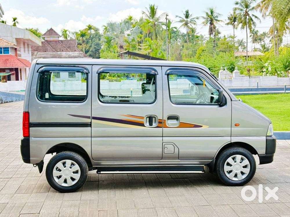 Maruti Suzuki Eeco 5 Str Ac (o), 2022, Petrol