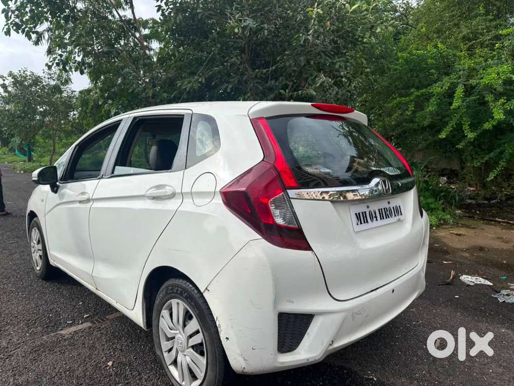 Honda Jazz 2016 – Good Condition  Cng Fitted