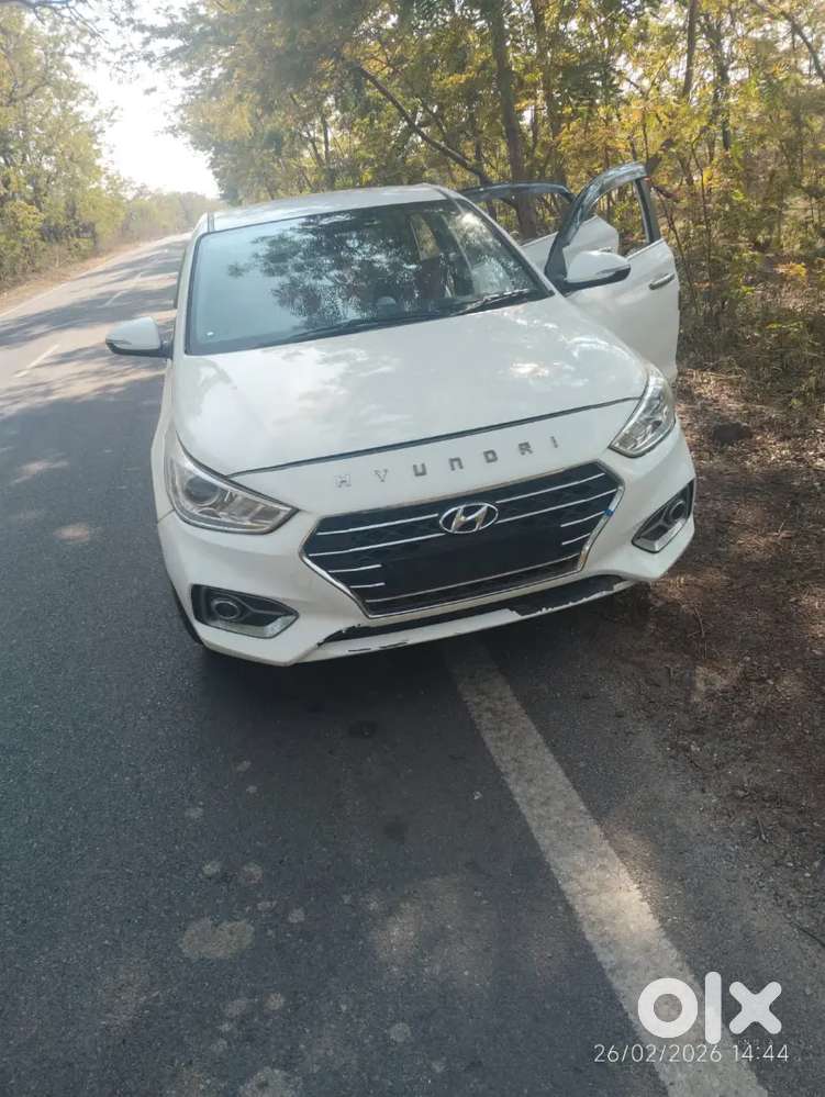 Hyundai Verna 2019 Petrol 150000 Km Driven