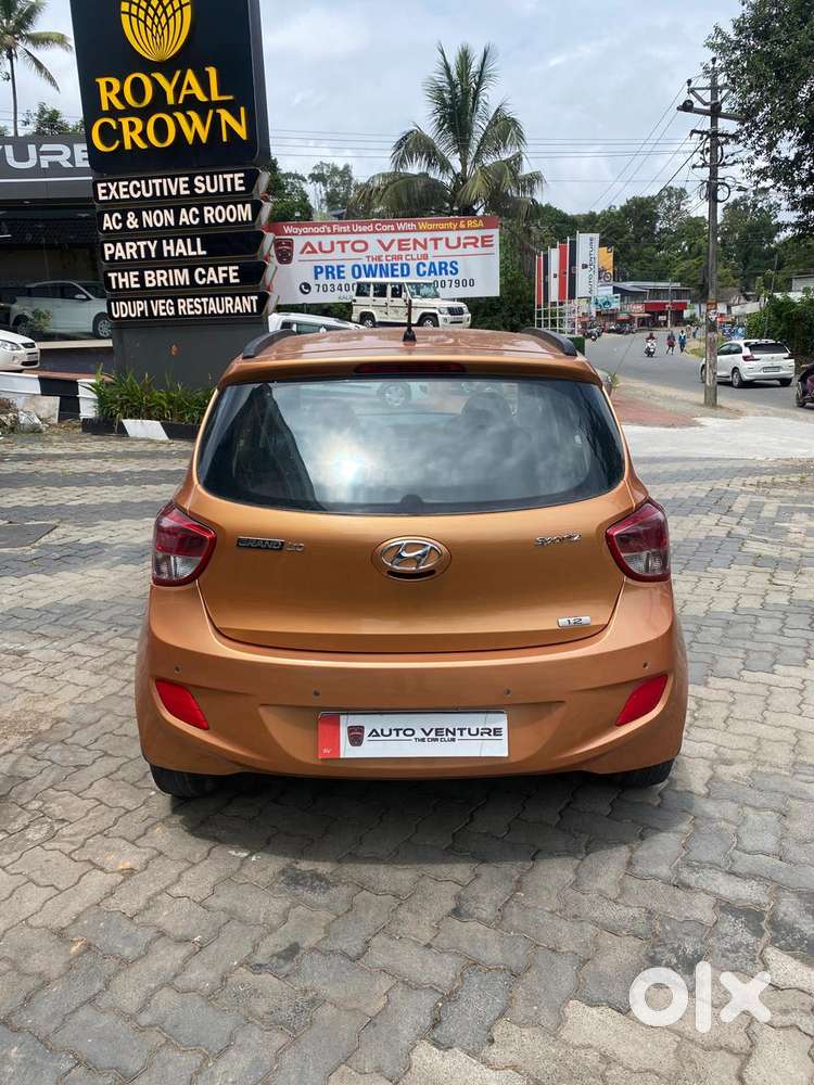 Hyundai Grand I10 Sportz, 2013, Petrol