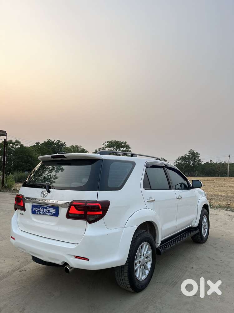 Toyota Fortuner 3.0 4x2 Automatic, 2014, Diesel