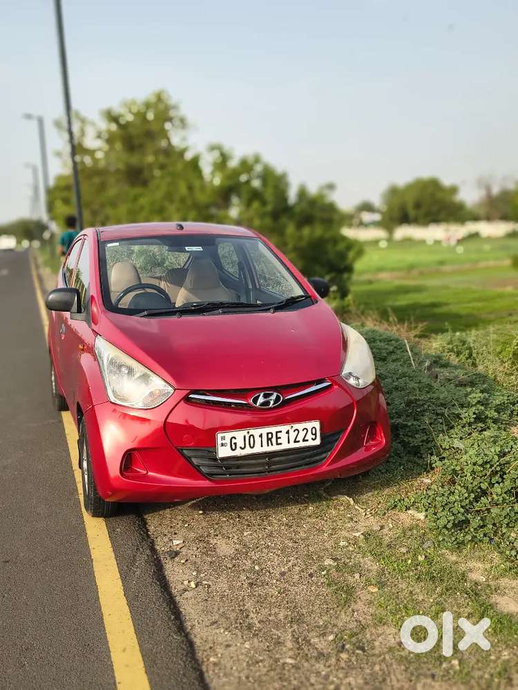 Hyundai Eon 2nd Owner 2013 Petrol