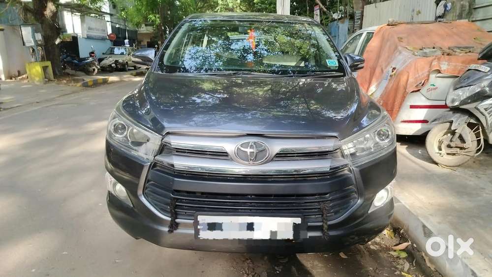 Toyota Innova Crysta 2.4 V 7 Str, 2016, Diesel