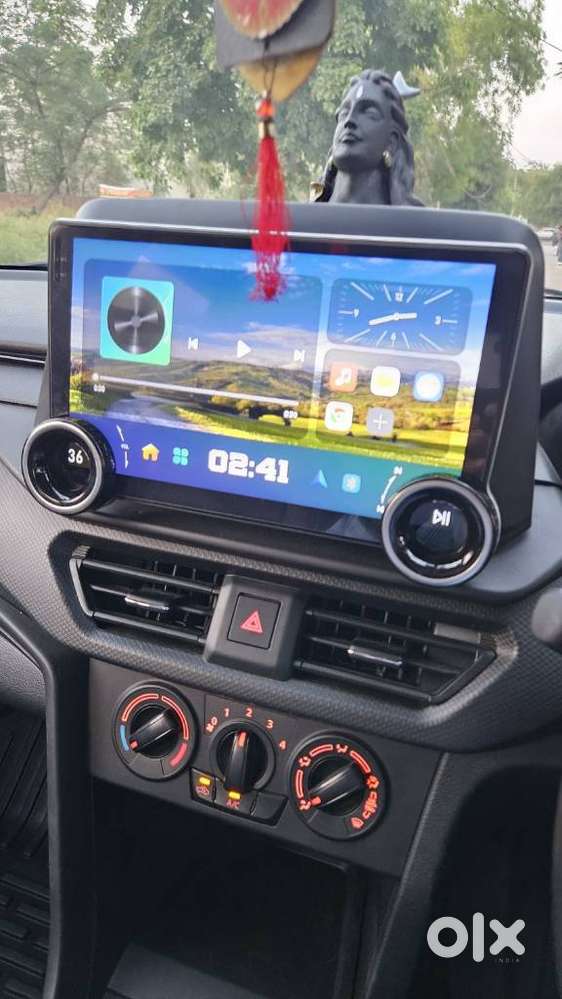 Maruti Suzuki Brezza 1.5 Lxi Smart Hybrid, 2024, Petrol