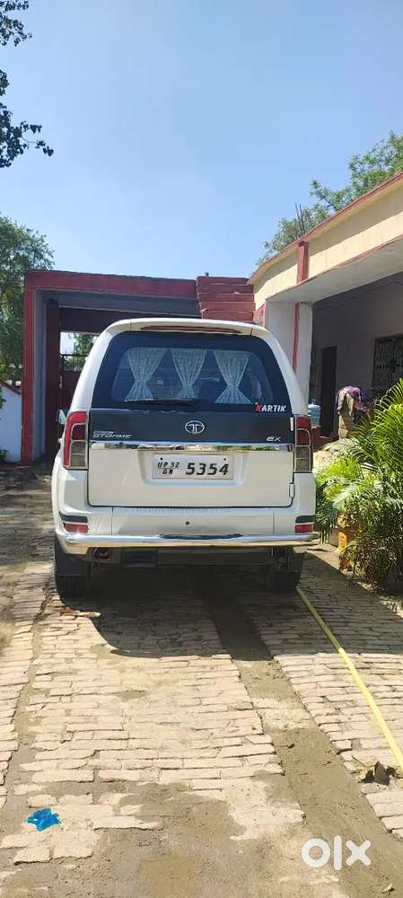 Tata Safari Storme 2015 Diesel 2nd Owner