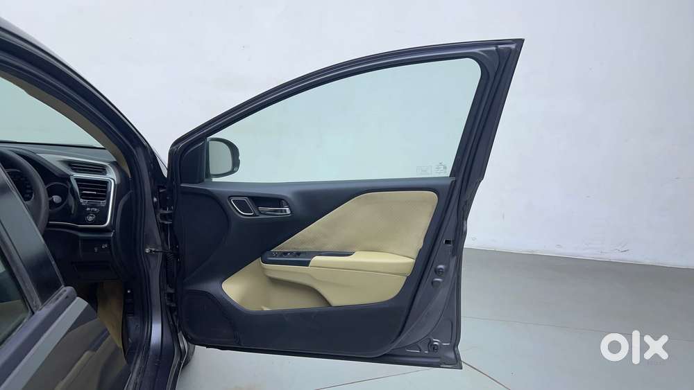 Honda City I-vtec V, 2018, Petrol