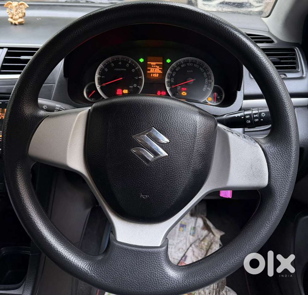 Maruti Suzuki Swift Vxi Abs Bsiv, 2012, Petrol
