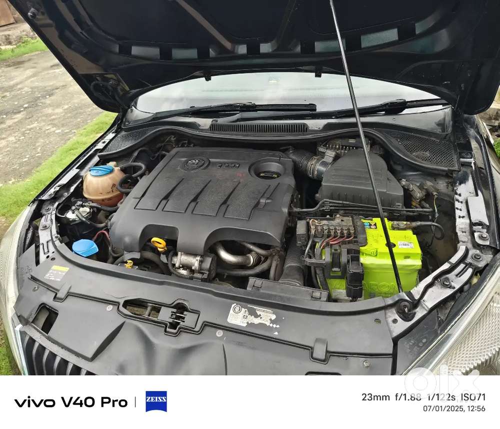 Skoda Rapid 1.6 Ambaint Tdi All Company  Oem Fittings 62000 Clocked