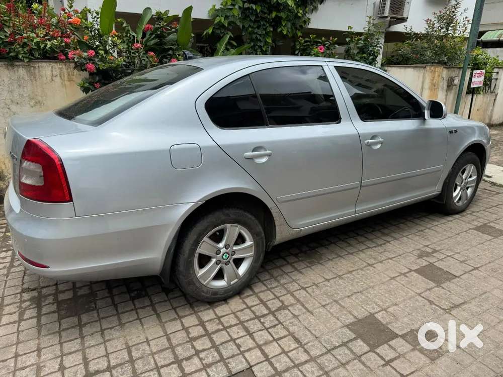 Skoda Laura 2.0 Elegance 2009