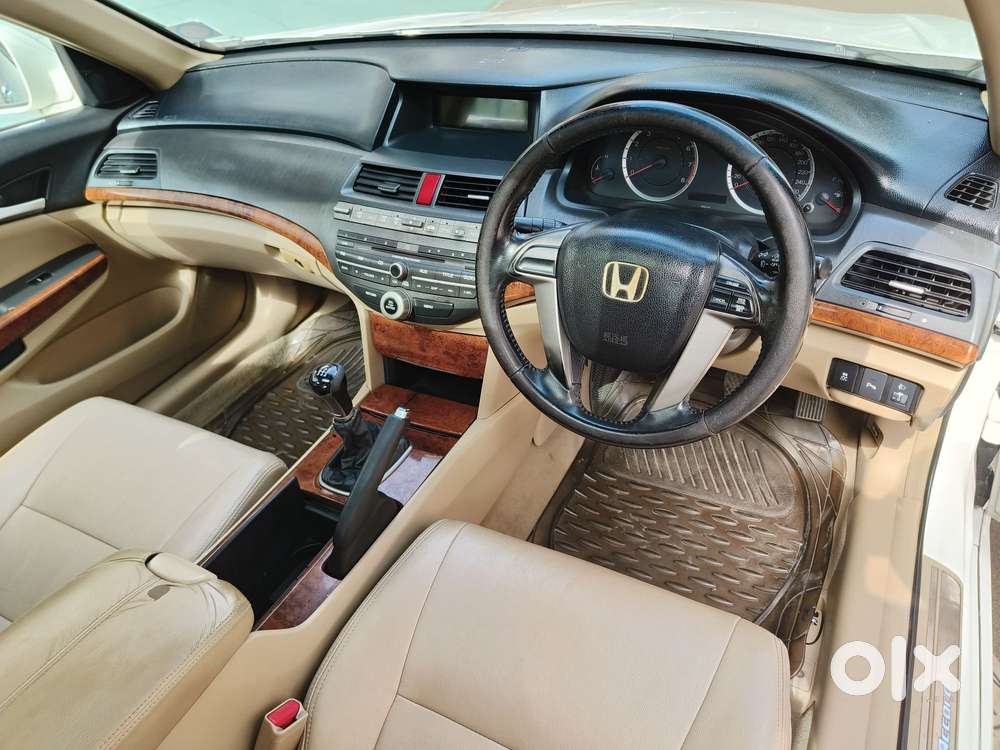 Honda Accord 2.4 Manual, 2013, Petrol
