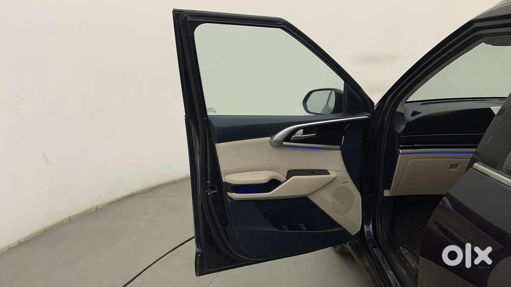 Kia Carens 1.5 Luxury Plus Diesel At 7 Str, 2023, Diesel