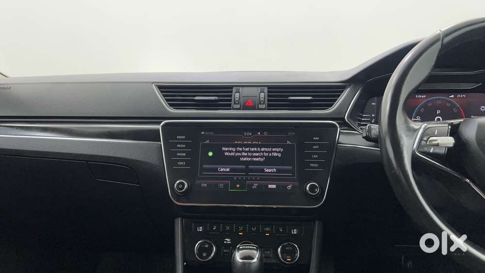 Skoda Superb L&k 1.8 Tsi At, 2023, Petrol