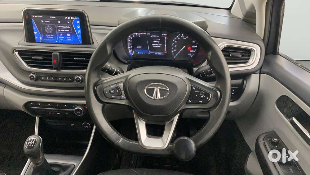 Tata Altroz Xz, 2020, Petrol