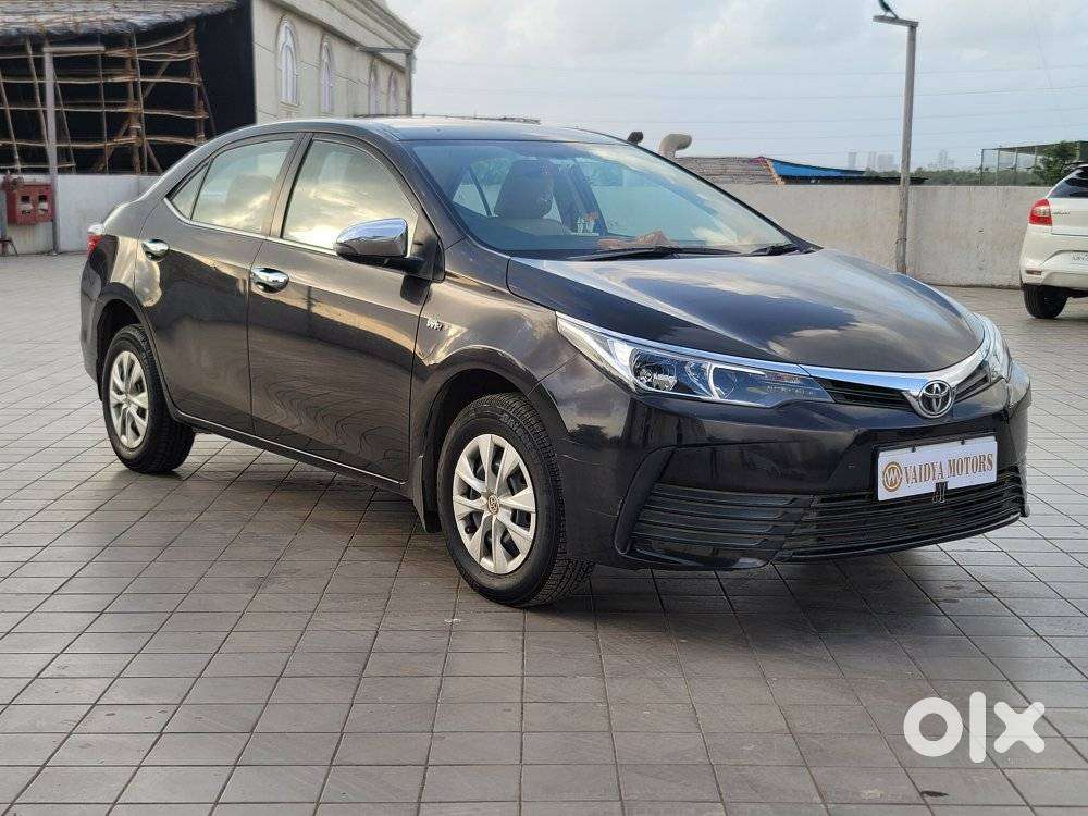 Toyota Corolla Altis 1.8 J, 2018, Petrol