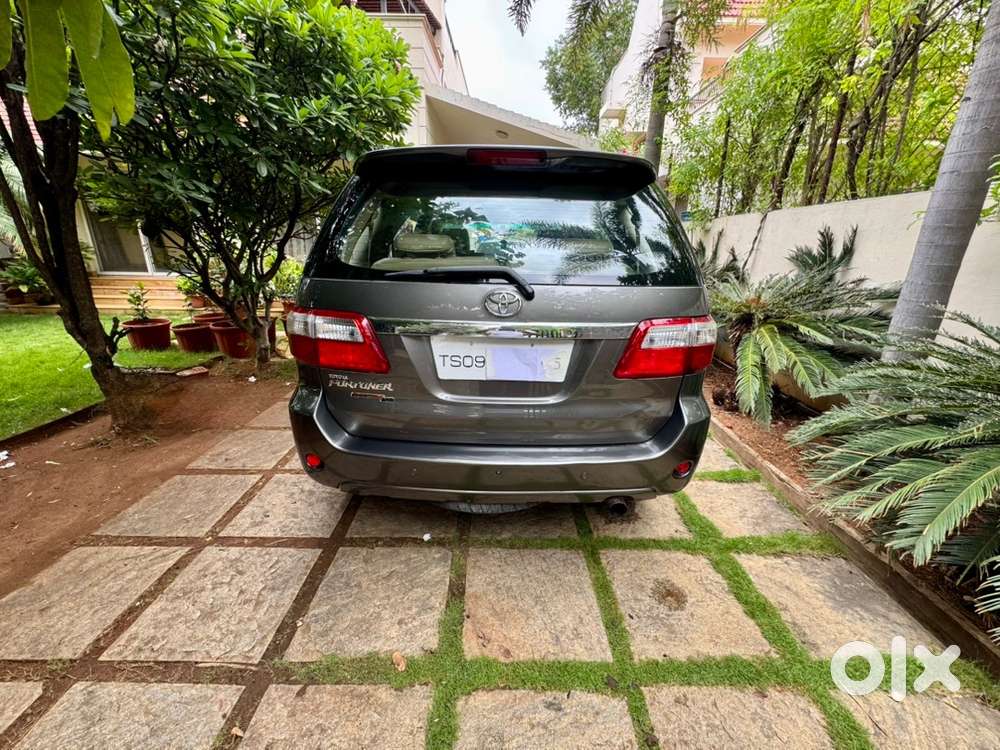 Toyota Fortuner Diesel 2011