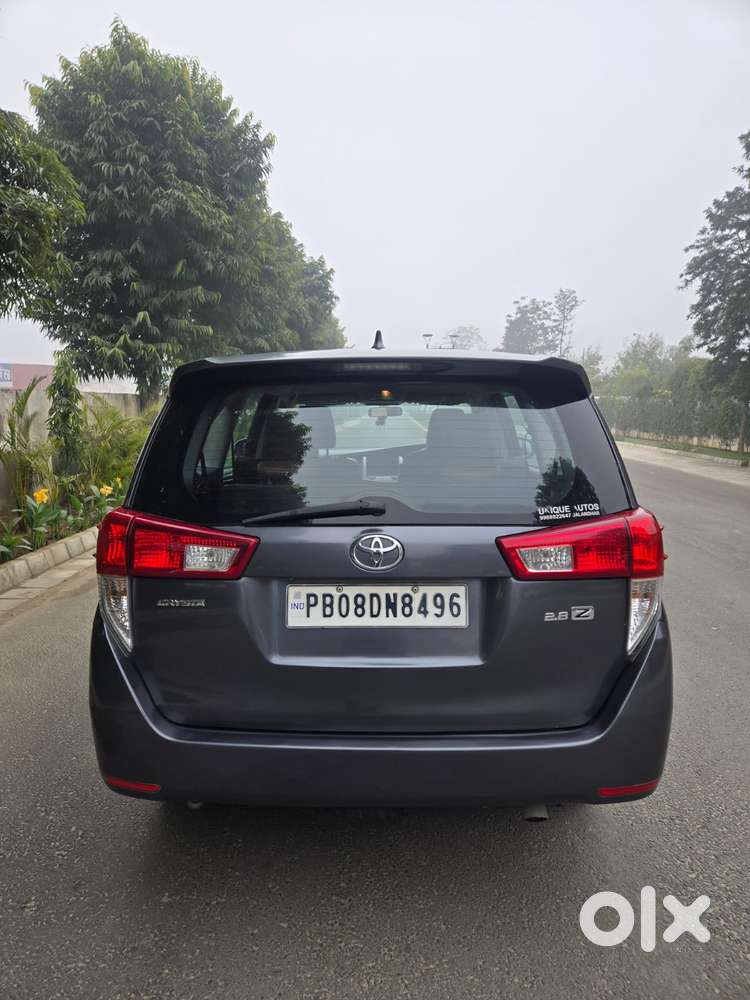 Toyota Innova Crysta 2.8 Z, 2016, Diesel