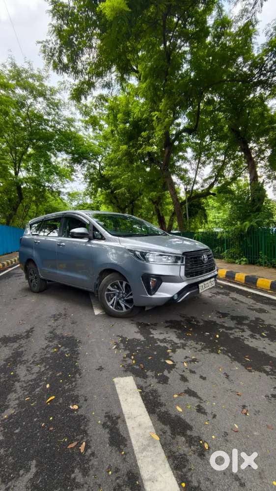 Toyota Innova Crysta 2021 Gx + Diesel Automatic