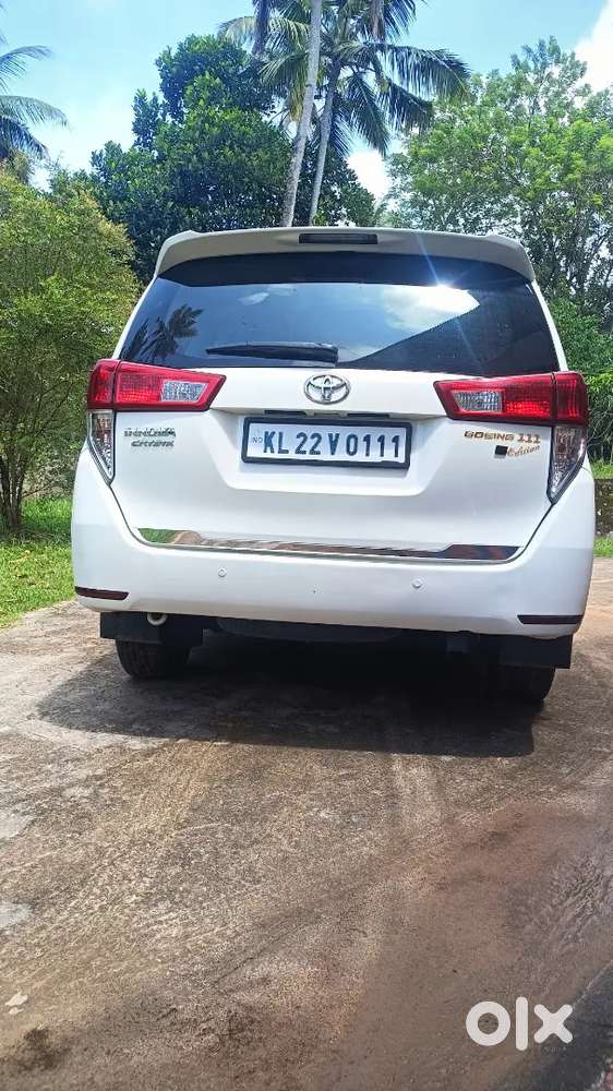 Toyota Innova Crysta 2019