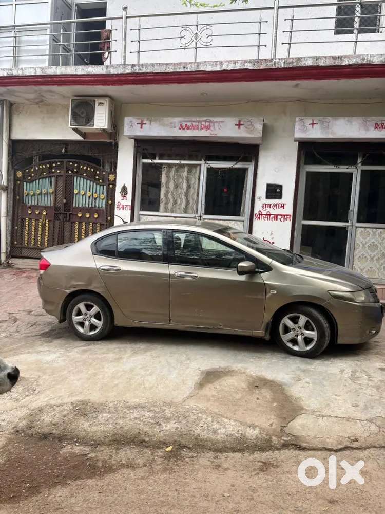 Acchi Gadi H Honda City 2011 Petrol 80000 Km Driven