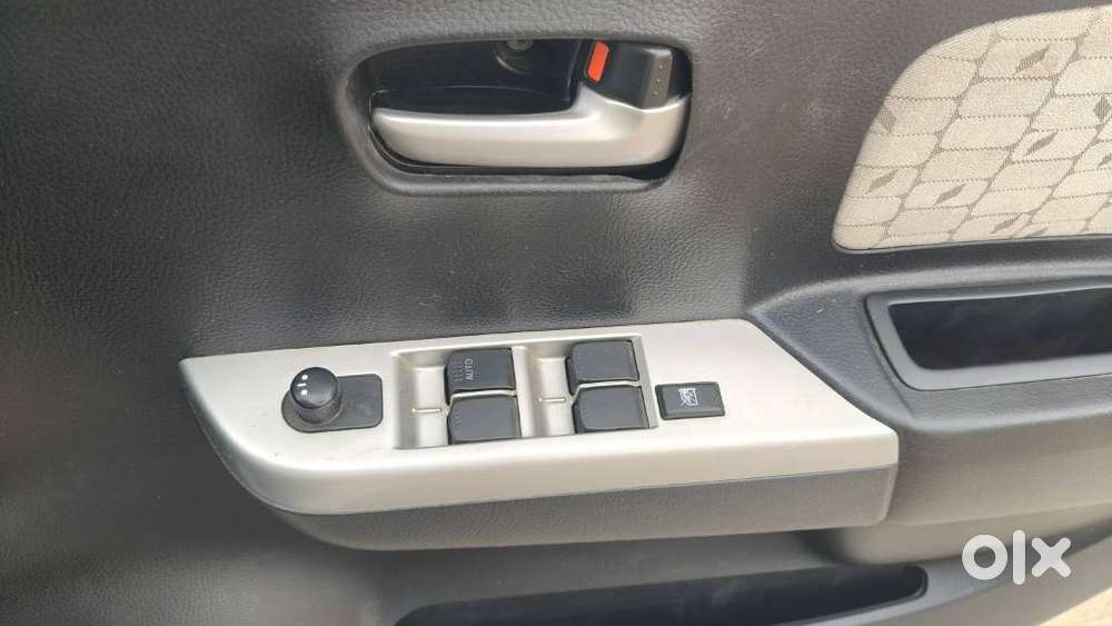 Maruti Suzuki Wagon R 1.0 2010-2019 Vxi (o), 2016, Petrol