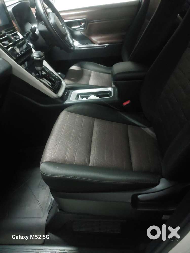 Toyota Innova Hycross 2023 82000 Km Driven