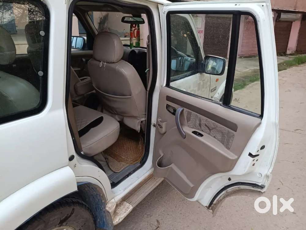 Mahindra Scorpio 2012 Diesel Manual