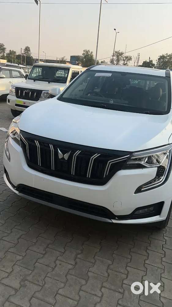 Mahindra Xuv700 Diesel Modal 2022 With Vip Paid No.