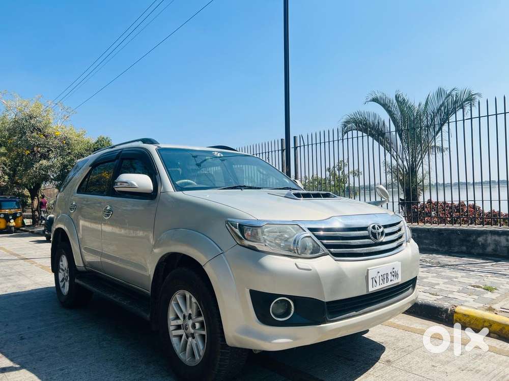 Toyota Fortuner 3.0 4x4 Manual, 2013, Diesel