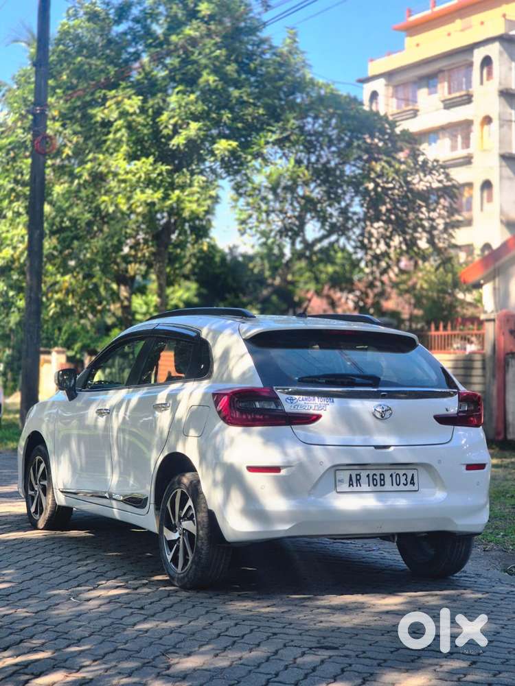 Toyota Glanza 1.2 V, 2024, Petrol