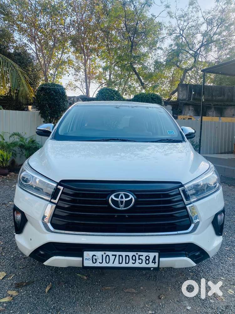 Toyota Innova Crysta 2.8z Automatic, 2021, Diesel