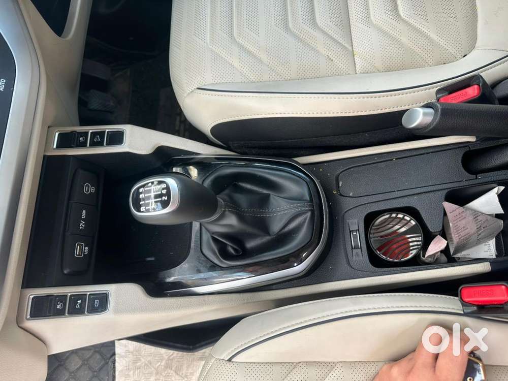 Kia Carens 2024 Diesel Well Maintained