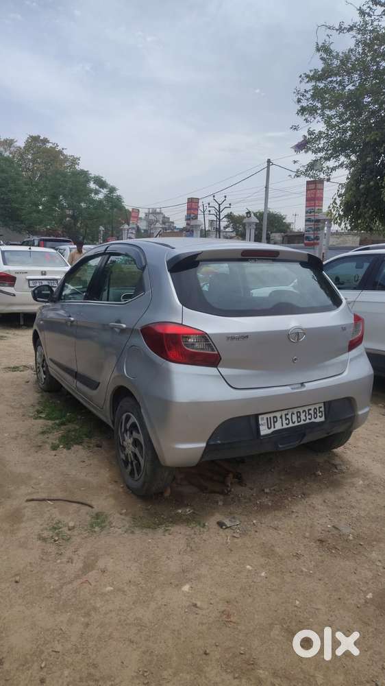 Tata Tiago 1.2 Revotron Xt, 2016, Petrol