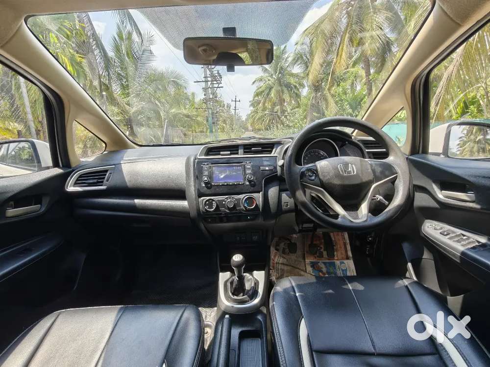 Honda Jazz 2017 Petrol Sv Well Maintained