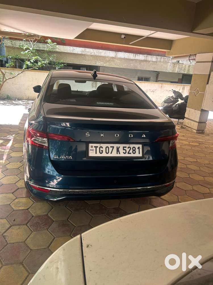 Skoda Slavia Petrol 2024