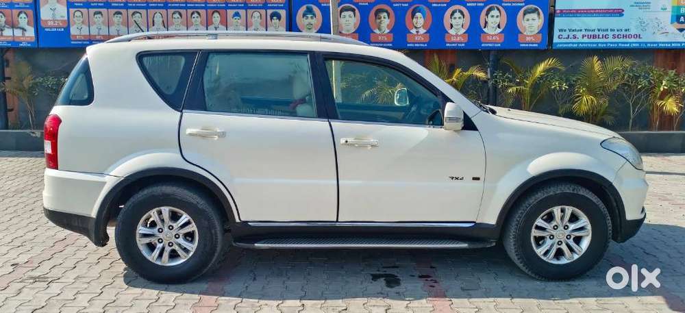 Mahindra Rexton, 2013, Diesel