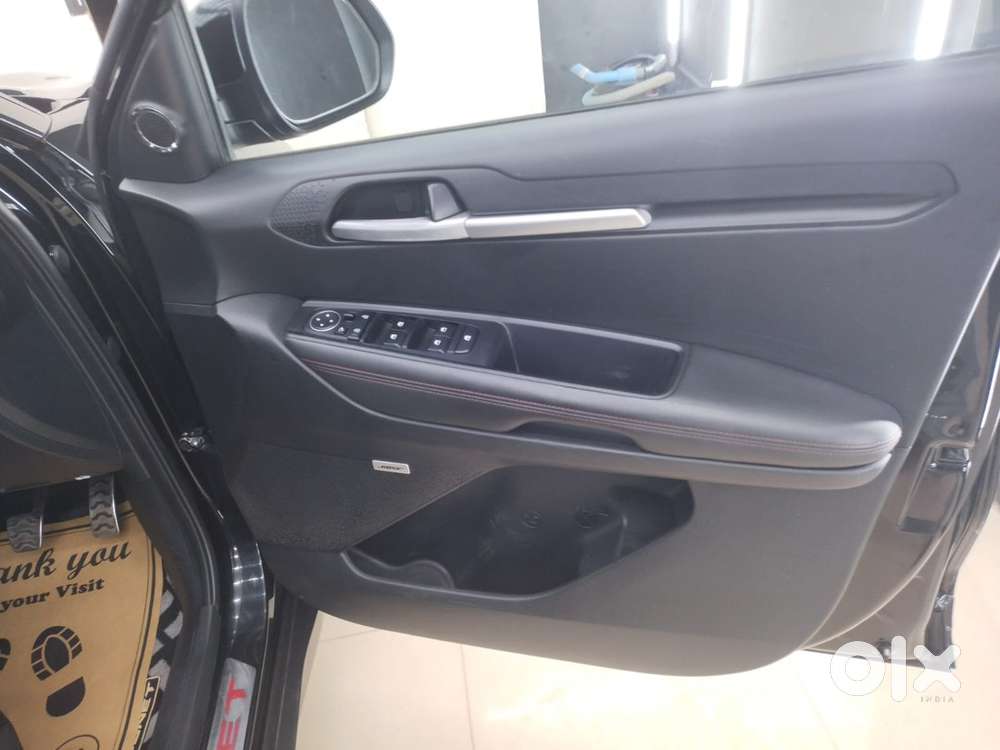 Kia Sonet Petrol 2020