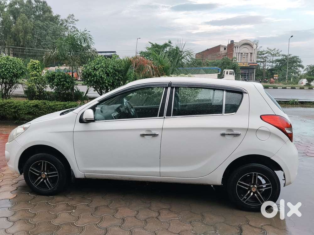 Hyundai I20 Sportz Plus Diesel, 2011, Diesel
