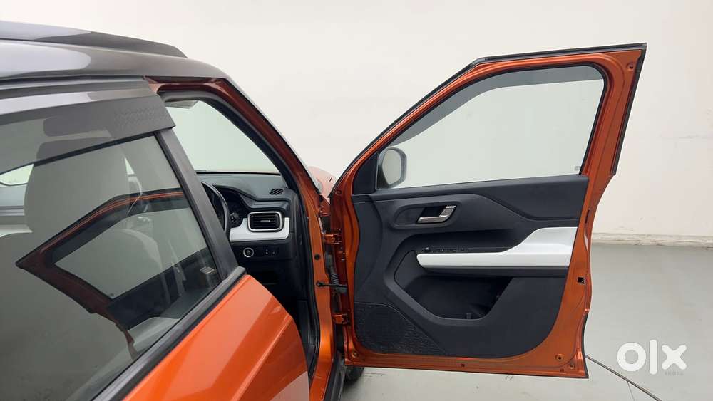 Tata Punch Creative, 2022, Petrol