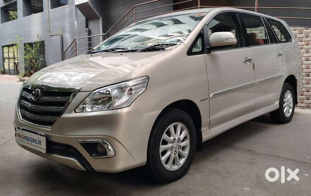 Toyota Innova 2.5 V 8 Str, 2012, Diesel