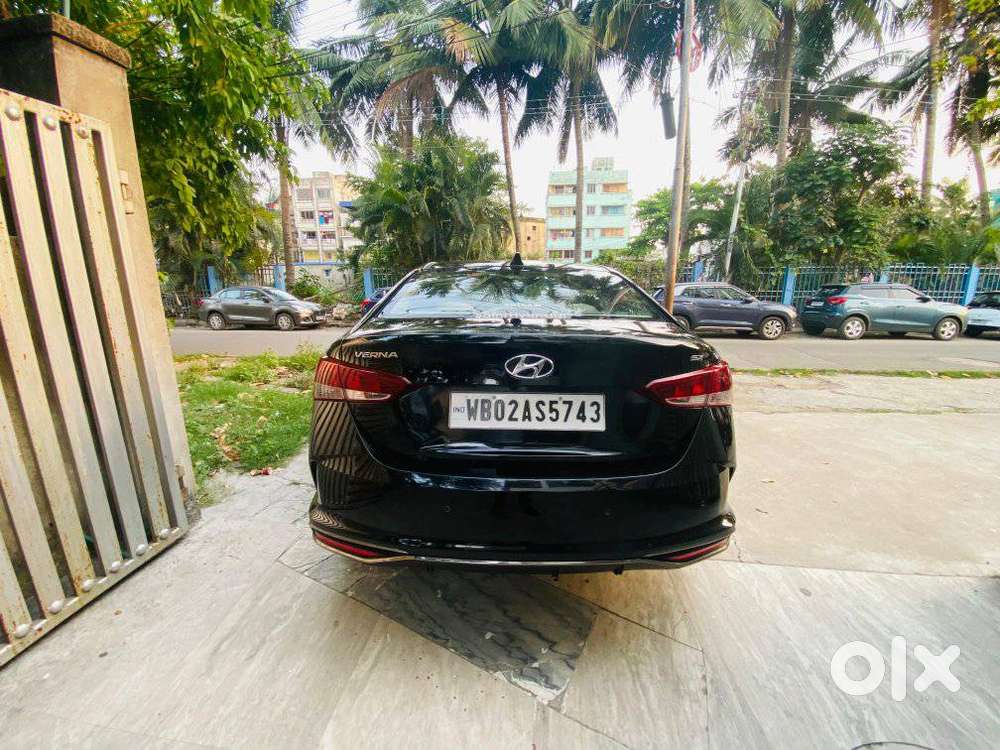 Hyundai Verna 1.5 Sx Petrol Mt, 2022, Petrol