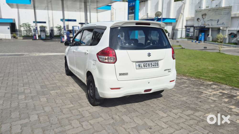 Maruti Suzuki Ertiga Vxi, 2015