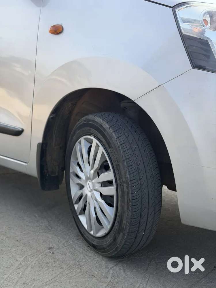 Maruti Suzuki Wagon R Vxi 2015 Model 3rd Owner For Sale