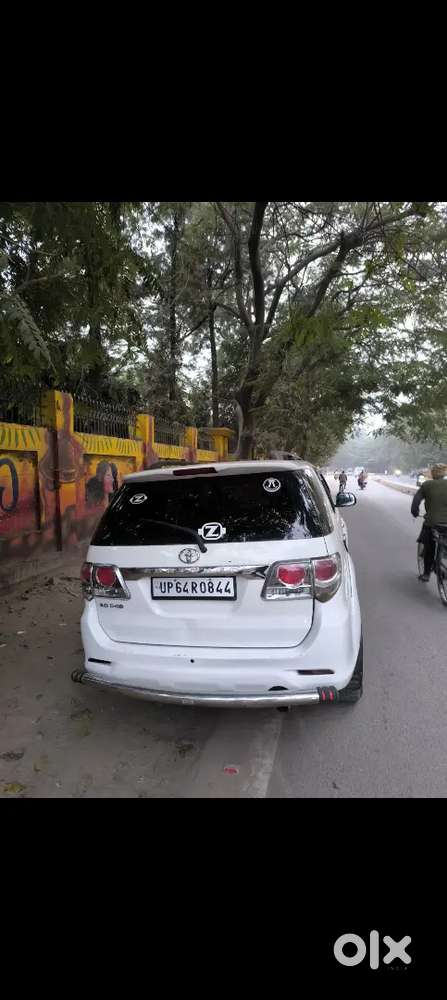 Toyota Fortuner 2012 Diesel 140000 Km Driven