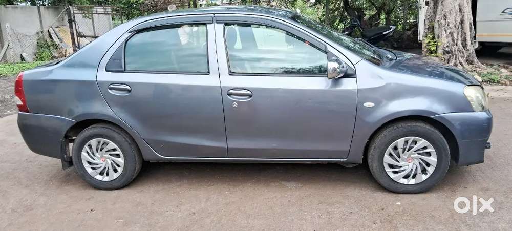 Toyota Etios 
Modle 2017
Peper Clear Fuel Diesel ️ 
Full Original Con