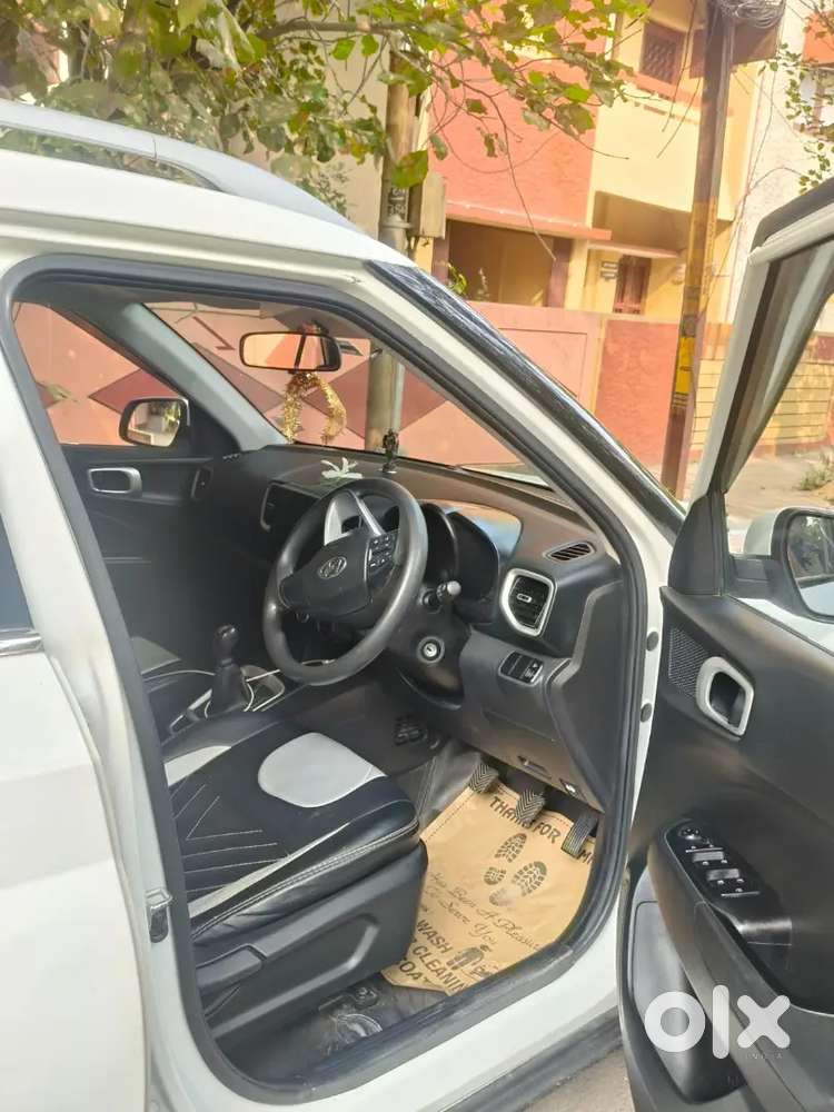 Hyundai Venue 2020 Petrol Automatic