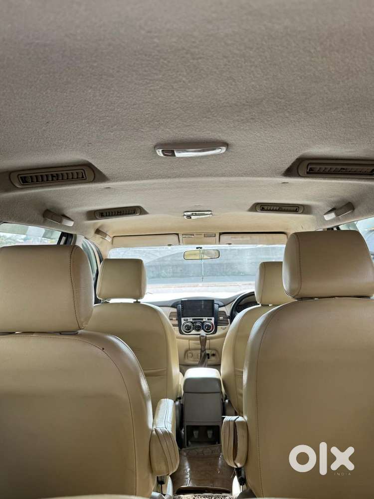 Toyota Innova, 2014